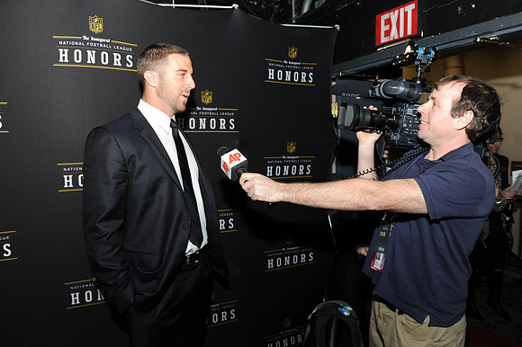 NFLHonorsAward_145