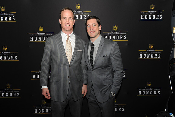 NFLHonorsAward_214