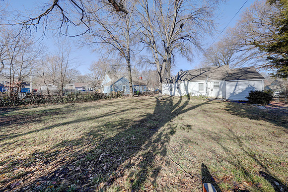 5313 Sycamore Dr 018