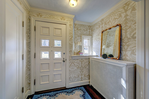 1208 W 59th St 001