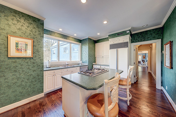 1208 W 59th St 006
