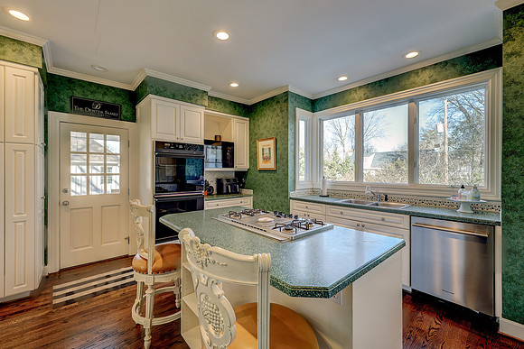 1208 W 59th St 008