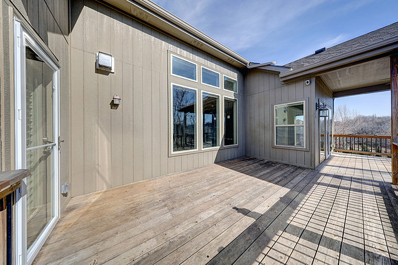 20501 W 112th Terr 023