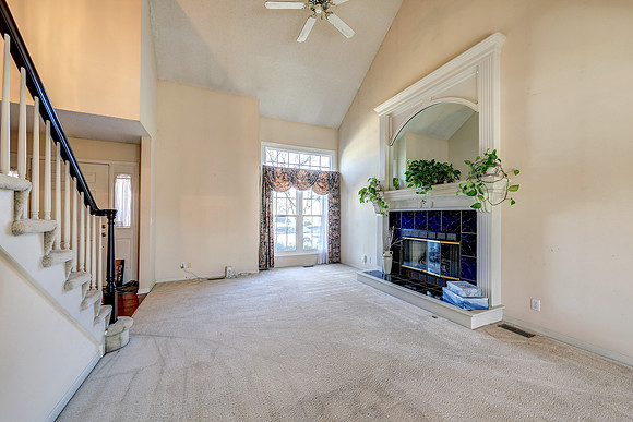 11809 W 115th St 008