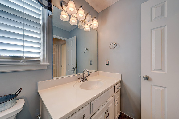 11809 W 115th St 020