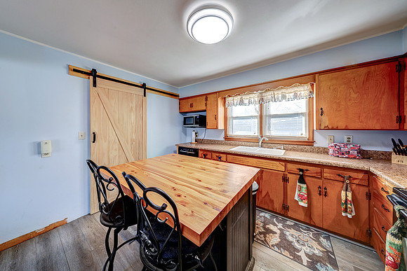 5732 OUtlook St 015