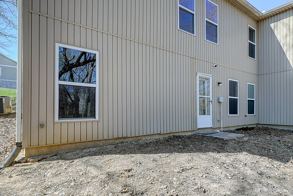 3301 N 103rd Terr 002