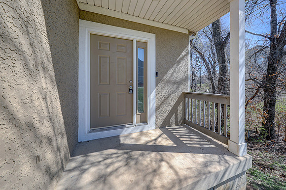 3301 N 103rd Terr 004