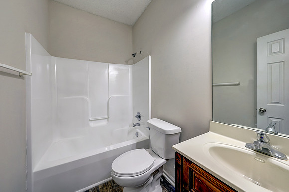 3301 N 103rd Terr 010
