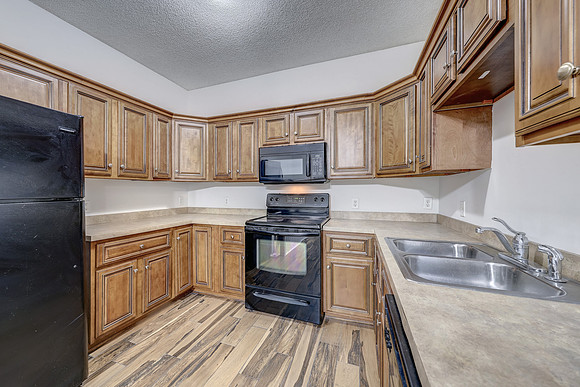 3301 N 103rd Terr 018