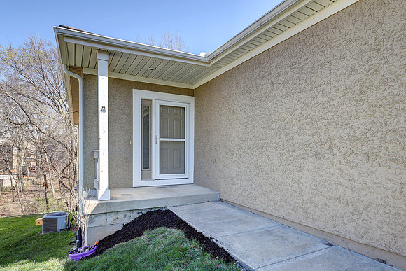 3303 N 103rd Terr 002