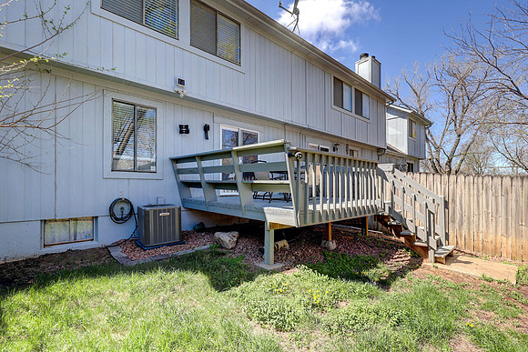 6527 Halsey St 029