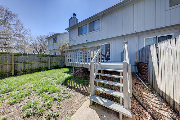 6527 Halsey St 030