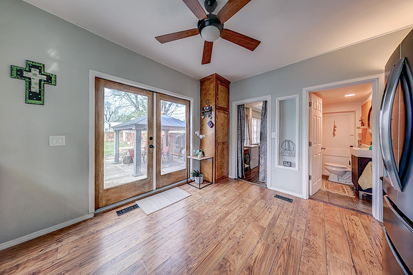 513 S Water St 024