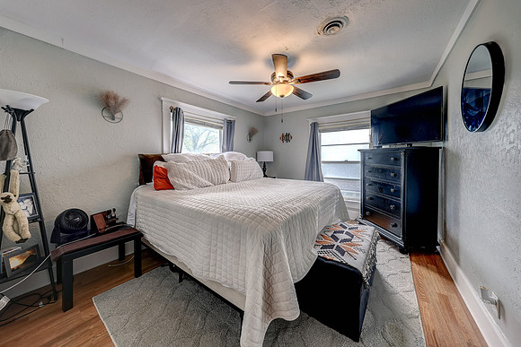 513 S Water St 030