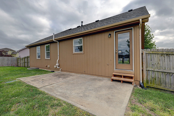 3725 N 152nd Ct 005