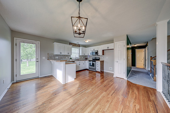 3725 N 152nd Ct 012