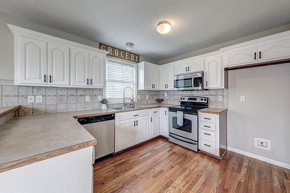 3725 N 152nd Ct 013