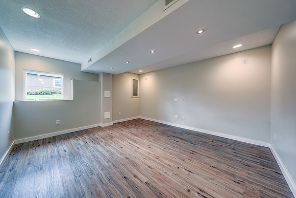 3725 N 152nd Ct 024