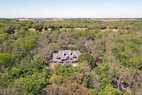 8200 W 172nd Terr 037