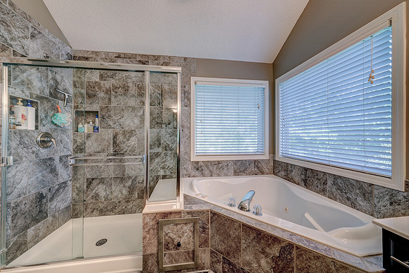 16655 W 155th Ter 023