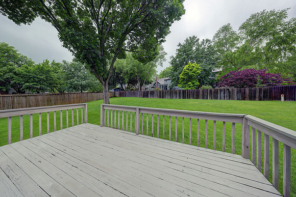 13842 W 110th St 005