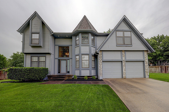 13842 W 110th St 002