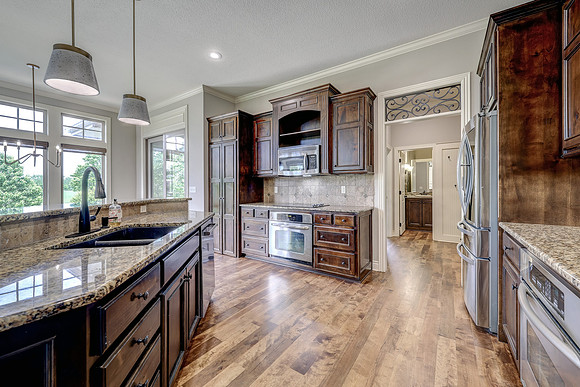 16412 Barton St 014