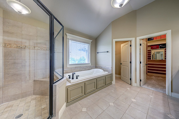 16412 Barton St 034