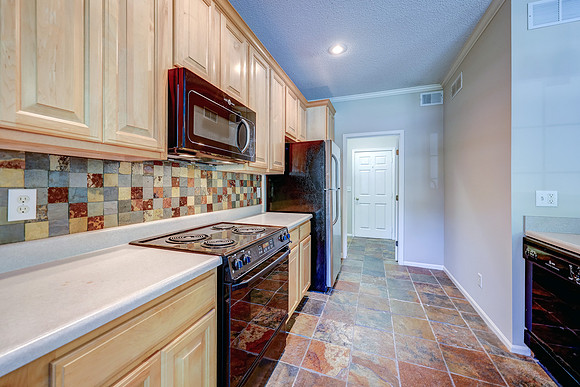 9147 Boehm Dr 006