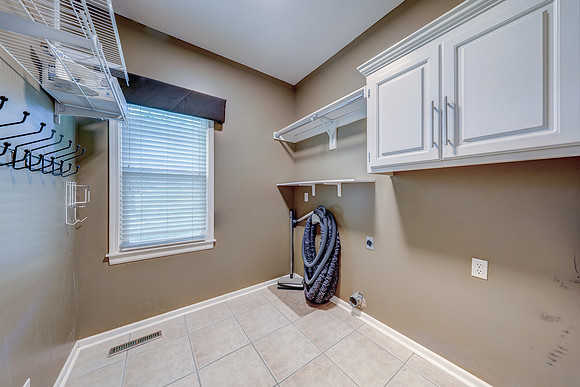 4907 W 157th Pl 012