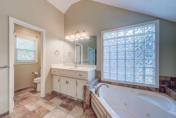 4907 W 157th Pl 019