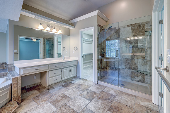 4907 W 157th Pl 020