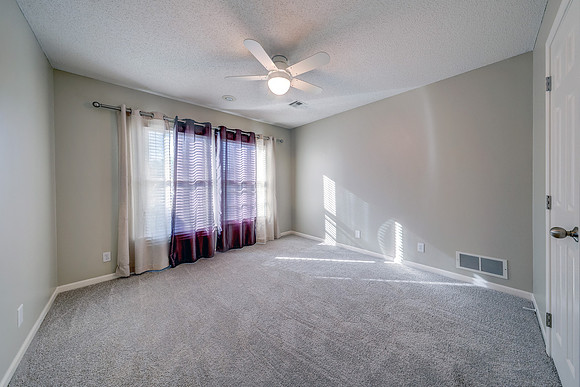 4907 W 157th Pl 023