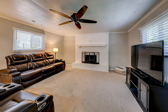 8725 Stearns Ave 009