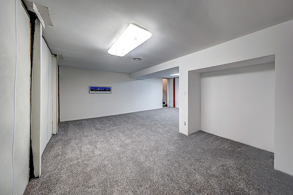 8725 Stearns Ave 026