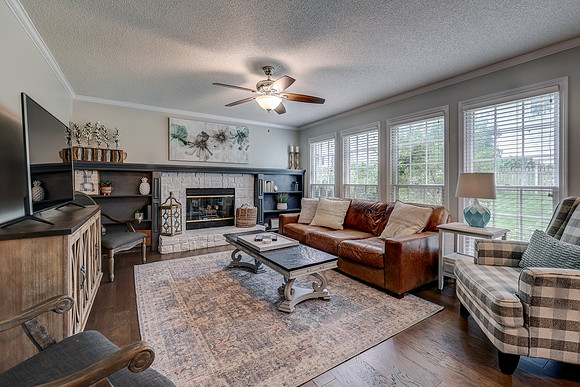 15117 W 132nd St 008