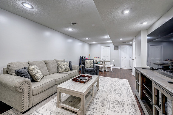 15117 W 132nd St 026