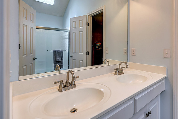 13017 Reeder St 023