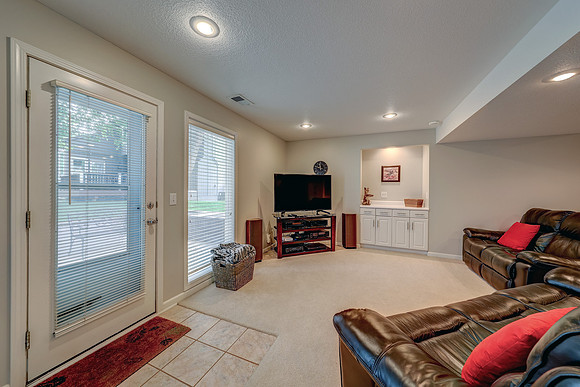 13017 Reeder St 029