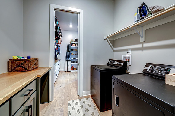 8422 NE 147th St 025