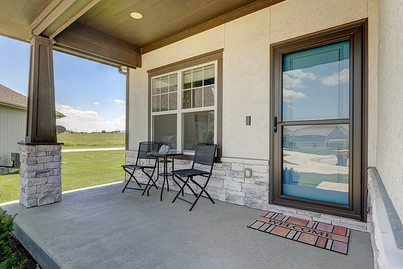15761 Sheridan Pl 003