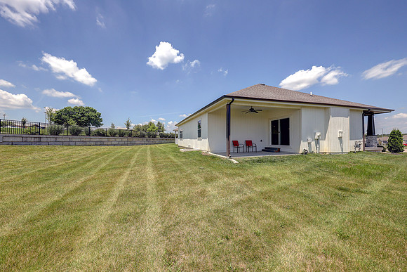 15761 Sheridan Pl 006