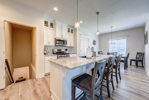 15761 Sheridan Pl 016