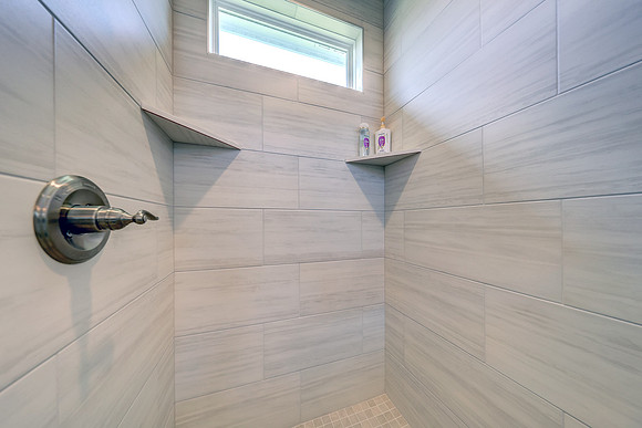 15761 Sheridan Pl 026