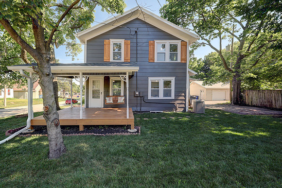 20260708 226 S Chestnut St 003