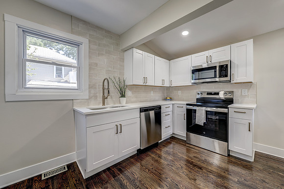 20260708 226 S Chestnut St 017