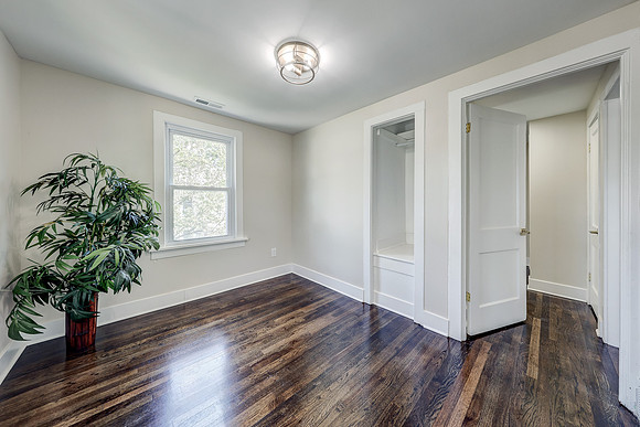 20260708 226 S Chestnut St 024