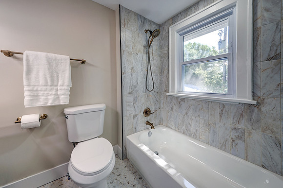 20260708 226 S Chestnut St 027