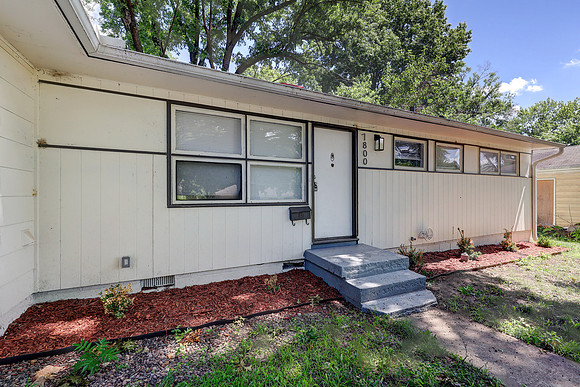7800 E 108th St 032